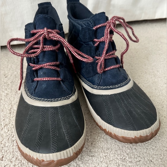 Sorel Out and About Plus Boot - Picture 3 of 9